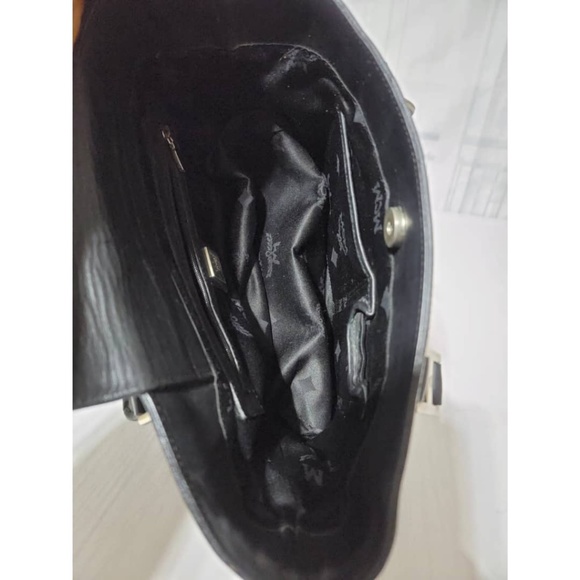 Authentic MCM Small Visetos Coated Canvas and Leather Pocket Tote Black - Picture 12 of 13